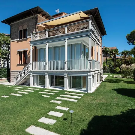 Ca' Delle Contesse - On Lagoon With Private Dock And Spectacular View Villa *