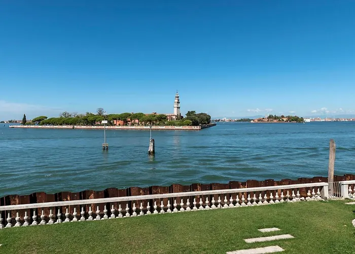 Ca' Delle Contesse - On Lagoon With Private Dock And Spectacular View Lido di Venezia